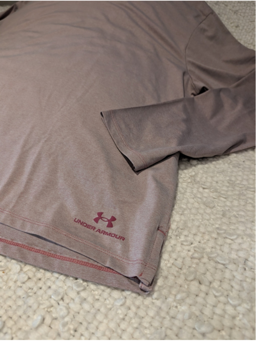 704 - Under Armour 2XL Mauve Long Sleeve Athletic Top - Picture 4 of 8